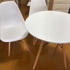 テーブル、椅子2脚セット