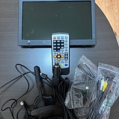 9インチポータブルテレビ、車載OK!