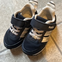 美品15㎝スニーカー