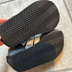 美品15㎝スニーカーの画像