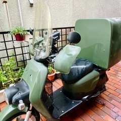 原付50cc Uber フードデリバリー キャンプの画像