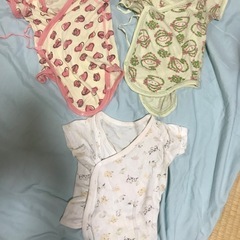 べべ　半袖ロンパース　他肌着4枚セット
