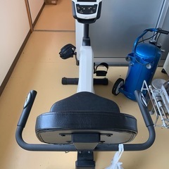 amazon77,000円　エアロバイク　sr145s-40 リカンベントバイクの画像