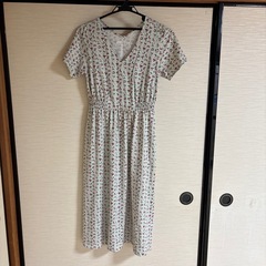 UNIQLO 花柄ワンピースM