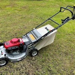 カーツ 自走式　芝刈機 グラスモア LM5360HXA-BU 草...