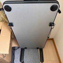 東芝　ズボンプレッサー　HIP-T35