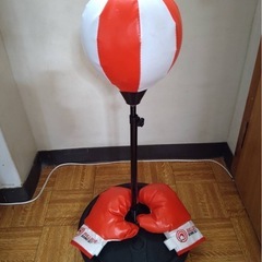 ボクシンググローブ付き パンチバッグ スタンド付きサンドバッグ ボクシングセットの画像