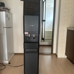 ウォーターディスペンサー