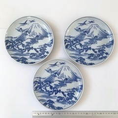 中皿　伊万里焼　富士・鶴・松【骨董品】３枚セット