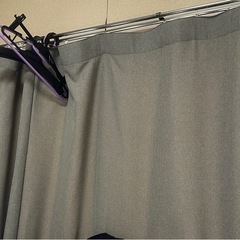 カーテン　グレー