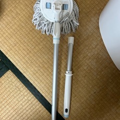 回転脱水容器付きモップの画像