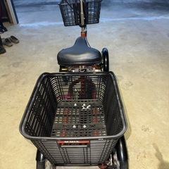 電動アシスト4輪自転車の画像