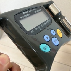 OMRON 体脂肪計 HBFー302