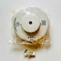 【新品未使用】煙式けむタンちゃん　住宅用火災警報器　KRH-1Sの画像