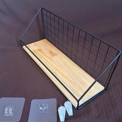 【新品未使用】壁掛けラックの画像