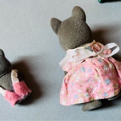 シルバニアファミリー初期☆ネズミ母&赤ちゃん&緑家具セット☆ジャンクの画像