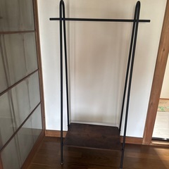 ハンガーラック