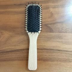 無印良品 ブナ材ヘアブラシ