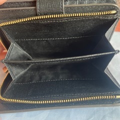 FURLA 二つ折り財布 の画像