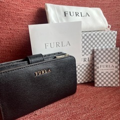 FURLA 二つ折り財布 