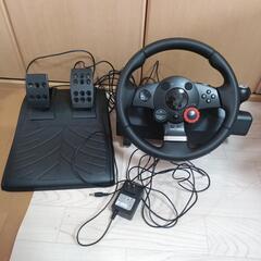 ハンコン　Logicool　Driving force GTの画像