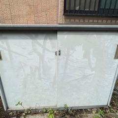 f●■イナバ物置・幅176×奥行77×高さ130cm・鍵なし【引渡し場所:東京都稲城市】の画像