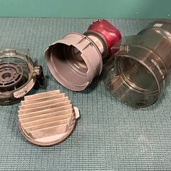 パナソニック MC-SR10J-P　電気掃除機　2013年製の画像