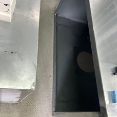 業務用換気扇1300と1200の２つ