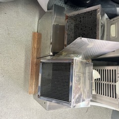 業務用換気扇1300と1200の２つの画像