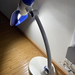 デスクライト　電気スタンドの画像
