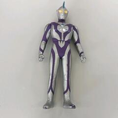 0612-106 ウルトラマンフィギュア