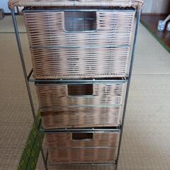 3段収納カゴ