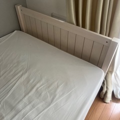 シングルベッドの画像