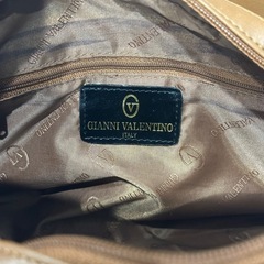 お値下げしました❣️GLANNI VALENTINO　ジャンニバレンチノ　ハンドバッグ　　の画像