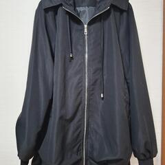 フード付き黒ジャンパー XL サイズ