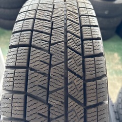 ダンロップ ウィンターマックス03 スタッドレスタイヤ 165/70R13の画像