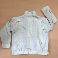 作業着 薄め 春夏秋用？ 大きいサイズ大きめ　薄い色のグレー　灰色の画像