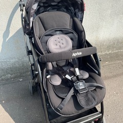 アップリカ　オプティア　A型ベビーカー