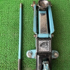 油圧式フロアージャッキ 2TON
 