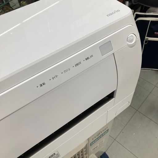 富士通　2.2kwルームエアコン　2022年製　AS
-222MKE1