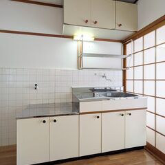 福岡市東区「若杉荘」鹿児島本線 九産大前駅徒歩9分　九州産業大学400ｍ　セブンイレブン88ｍお買い物便利です　高齢者　生活保護　二人入居　事務所使用　保証人なし　ご相談ください − 福岡県