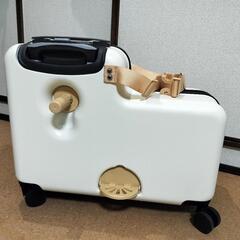 子乗せキャリーケース　スーツケース　旅行用　幼児