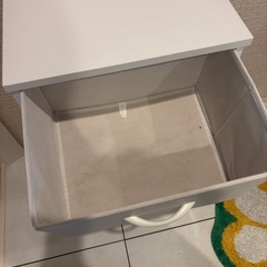収納ボックス　の画像