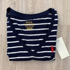 【新品タグ有り】POLO ネイビー/ホワイトストライプ VネックTシャツの画像