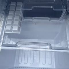 【美品/2021】シャープ　SHARP 冷蔵庫　179L 白　ホワイト　家電の画像