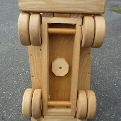 ハンドメイド 木製 模型 ショベルカー 全長39～76cm ナチュラル ウッドクラフト 可動式 置物 オブジェ 苫小牧西店の画像