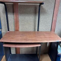 パソコンデスクの画像