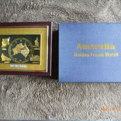 新品Australia Golden Frame Watch 置き時計にも掛時計にもできます。の画像