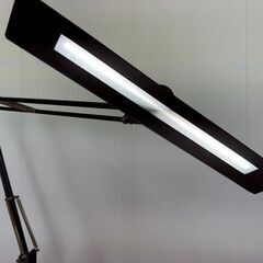 LEDデスクスタンド照明器具（クランプ付）
