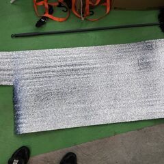 アルミ レジャー シート 厚手 マット 断熱 遮熱　の画像